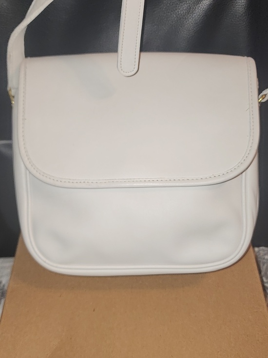 Coach Handbags - Coach Vintage Leather Purse